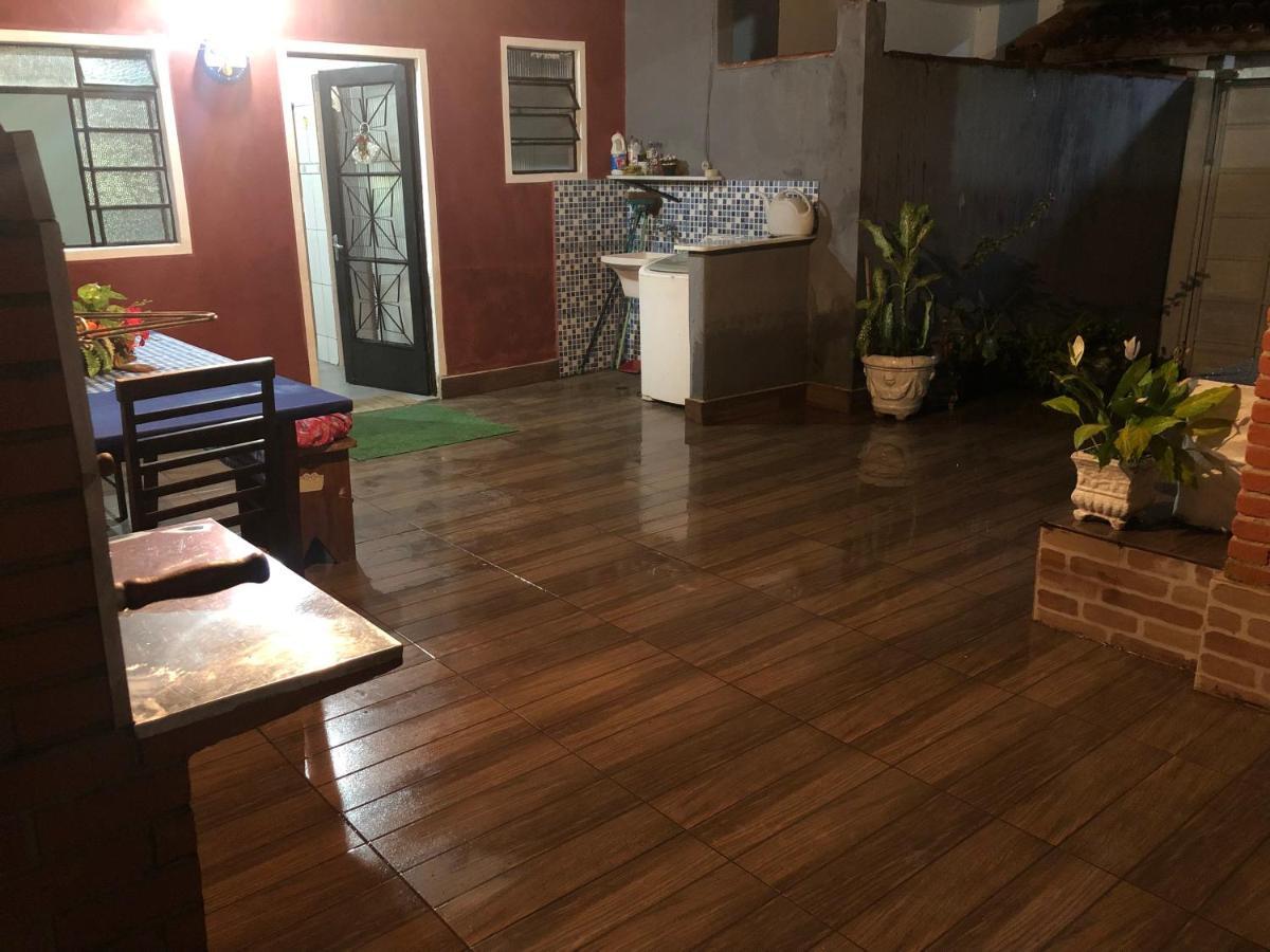 Sobrado Com Piscina Perto